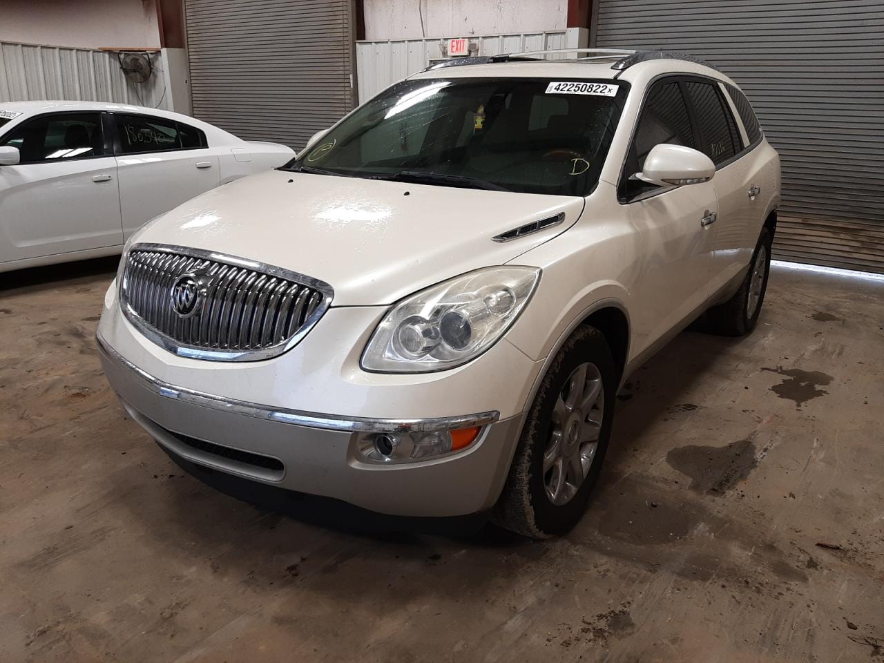 Photo 2 from auction – 2010 BUICK ENCLAVE CX with VIN 5GALRCEDXAJ269880