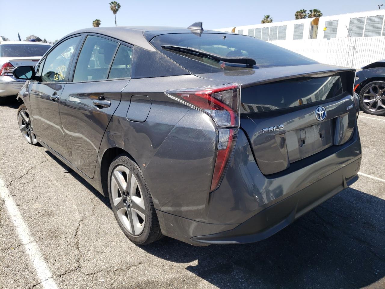 Photo 3 from auction – 2016 TOYOTA PRIUS with VIN JTDKARFU4G3510087