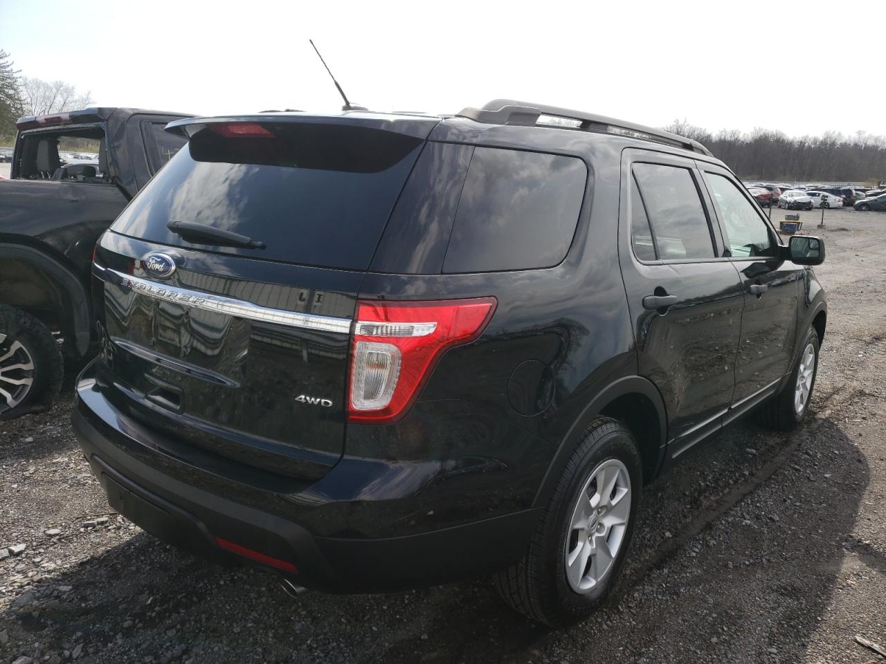 Photo 4 from auction – 2012 FORD EXPLORER with VIN 1FMHK8B80CGA21372