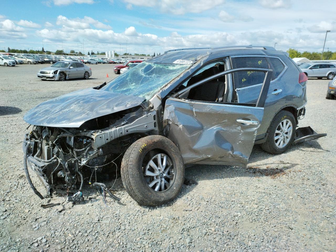 Photo 9 from auction – 2018 NISSAN ROGUE S with VIN KNMAT2MT1JP509759