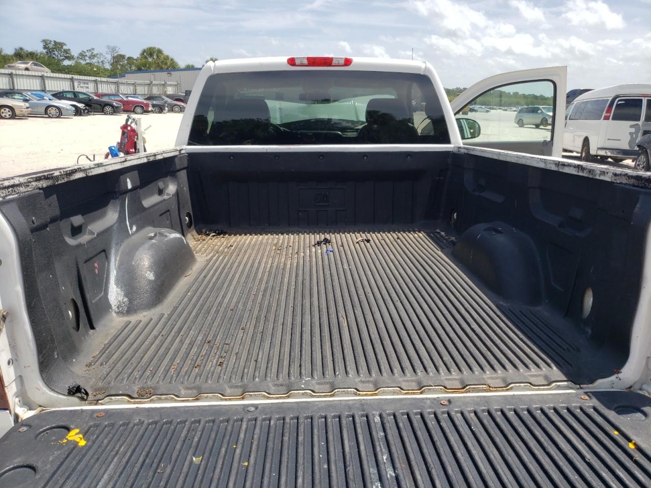Photo 6 from auction – 2011 CHEVROLET SILVERADO with VIN 1GCNCPEX1BZ368679