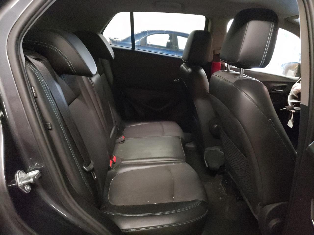 Photo 6 from auction – 2016 CHEVROLET TRAX 1LT with VIN 3GNCJPSB3GL221212