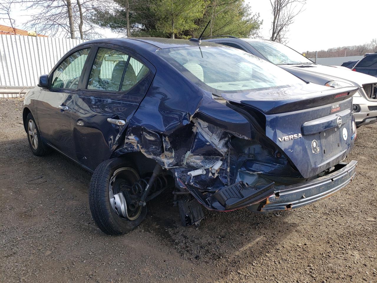 Photo 3 from auction – 2013 NISSAN VERSA S with VIN 3N1CN7AP1DL821820