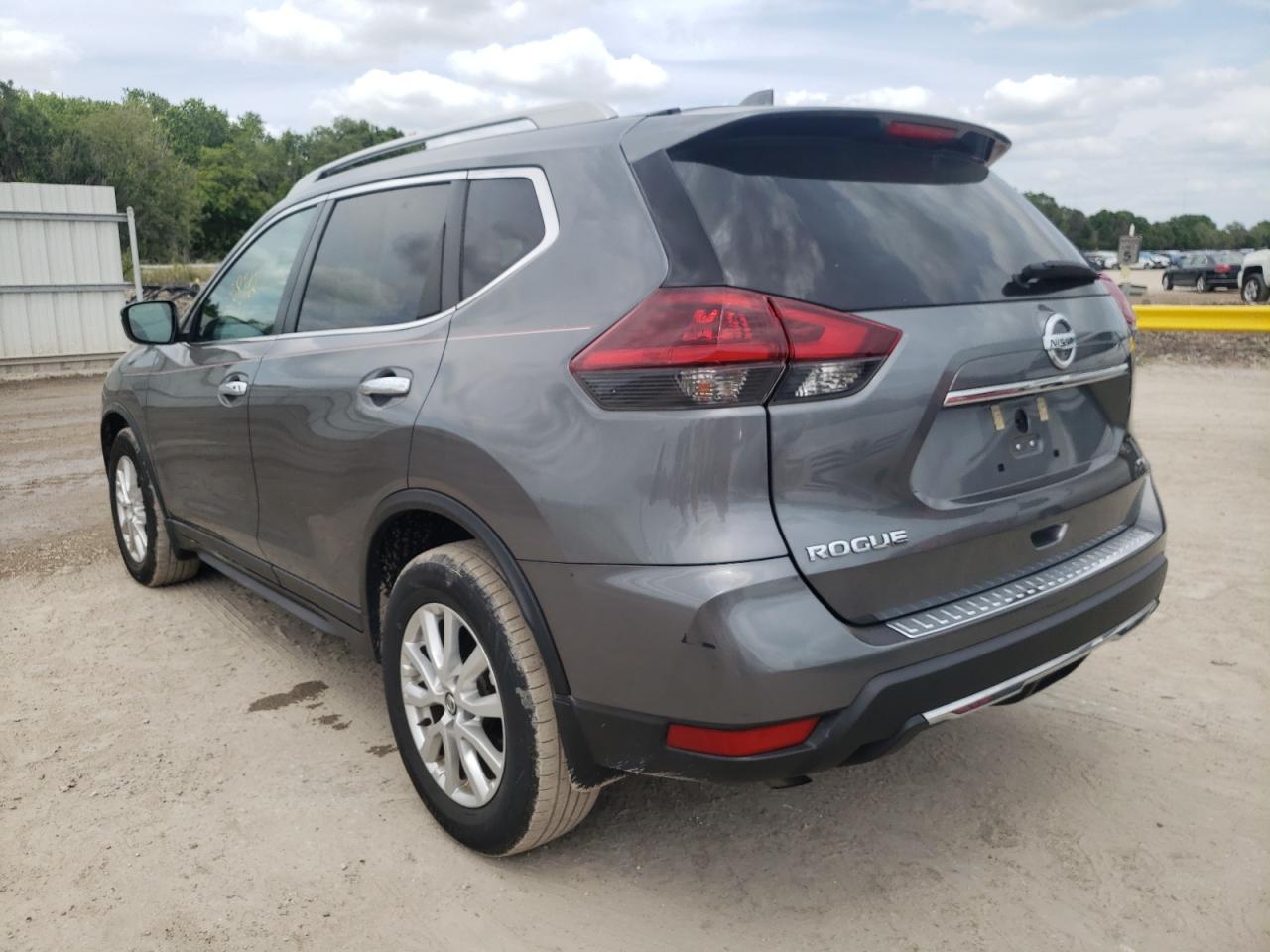 Photo 3 from auction – 2018 NISSAN ROGUE S with VIN 5N1AT2MT6JC765897