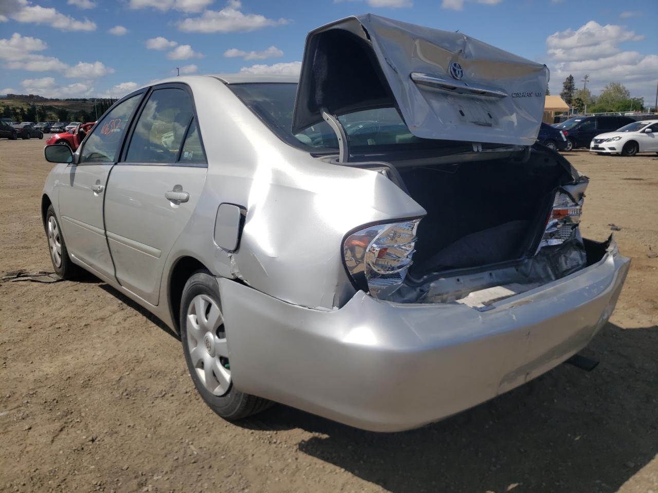 Photo 3 from auction – 2003 TOYOTA CAMRY LE with VIN 4T1BE30K43U739913