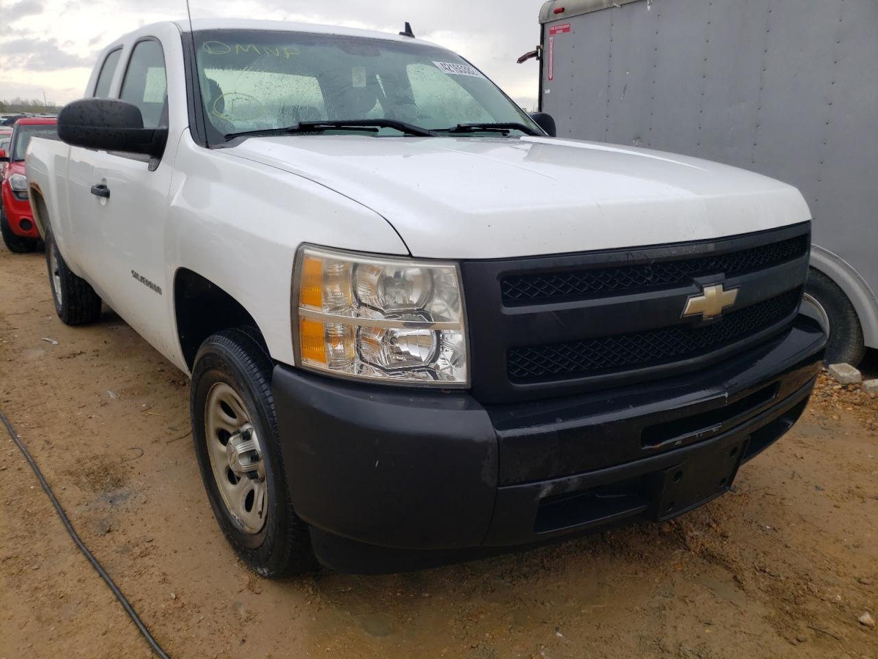 CHEVROLET SILVERADO 2009 with VIN 1GCEC19XX9Z293806 - Photo from auction