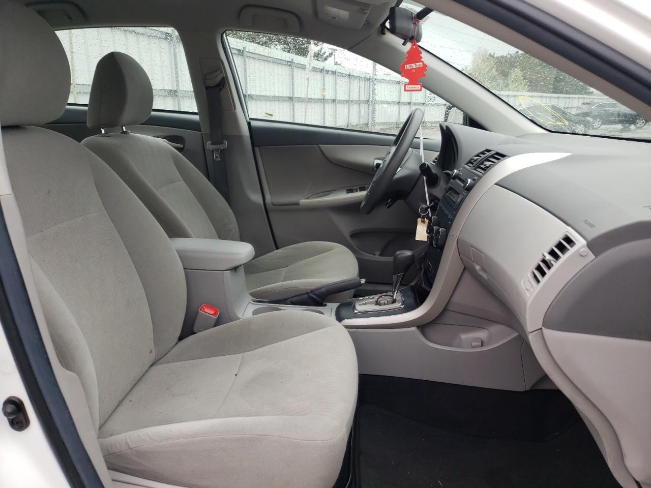 Photo 5 from auction – 2010 TOYOTA COROLLA BA with VIN 1NXBU4EE4AZ343876