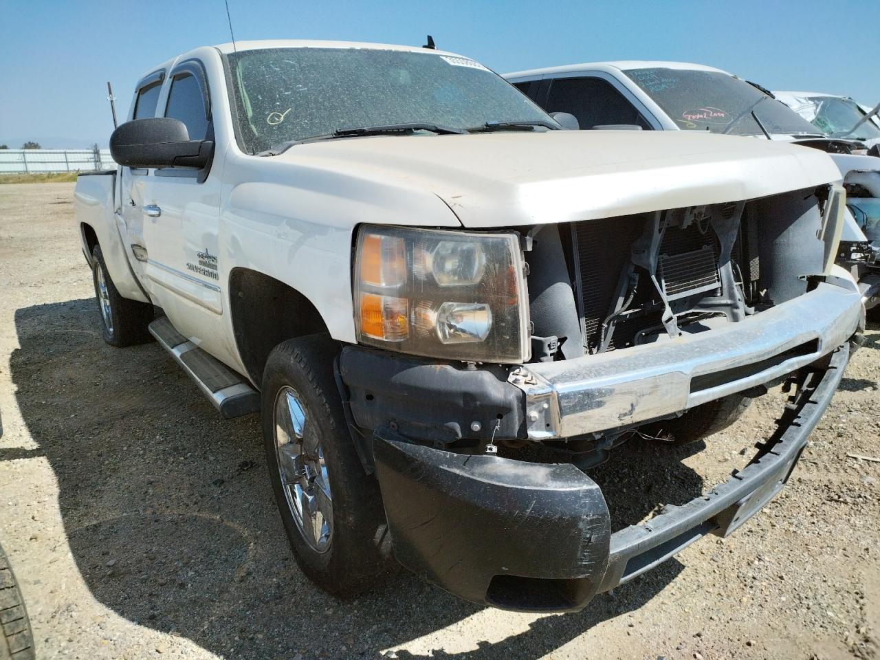 CHEVROLET SILVERADO 2011 with VIN 3GCPCSE02BG360640 - Photo from auction