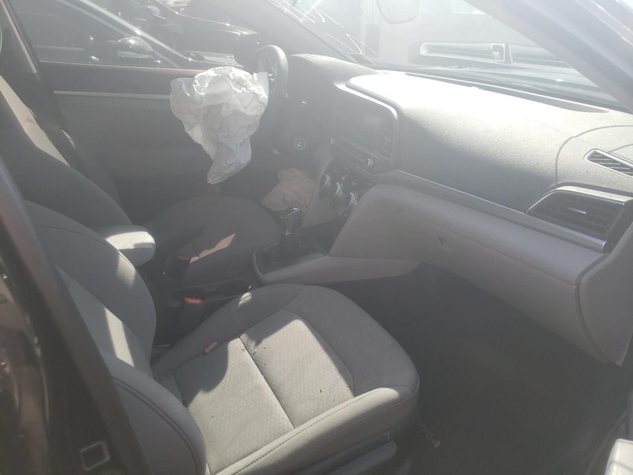 Photo 5 from auction – 2019 HYUNDAI ELANTRA SE with VIN 5NPD74LF3KH463549