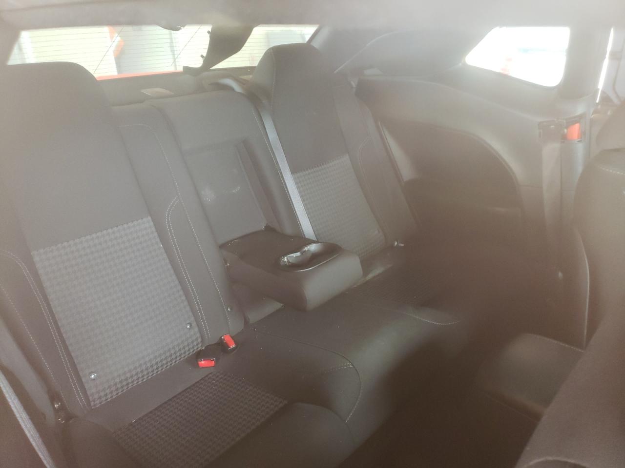 Photo 6 from auction – 2018 DODGE CHALLENGER with VIN 2C3CDZAG1JH111367