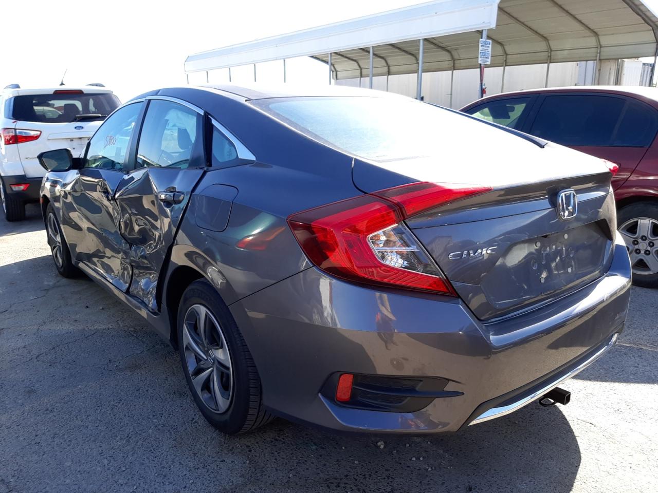 Photo 16 from auction – 2019 HONDA CIVIC LX with VIN 2HGFC2F61KH519762