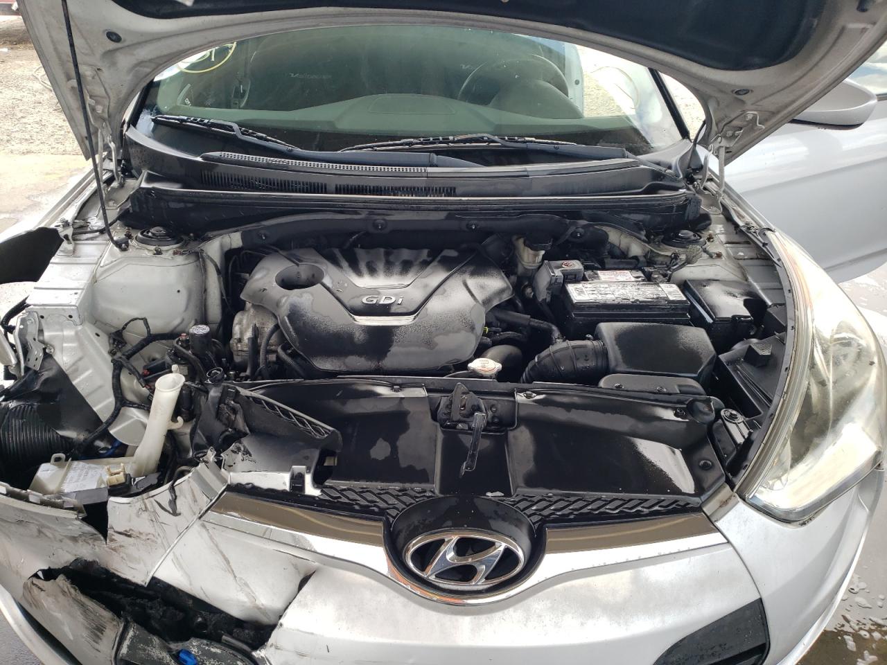 Photo 7 from auction – 2012 HYUNDAI VELOSTER with VIN KMHTC6AD8CU046516