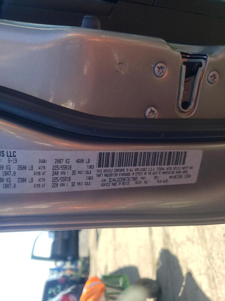 Photo 10 from auction – 2019 JEEP COMPASS LI with VIN 3C4NJDCB9KT817805