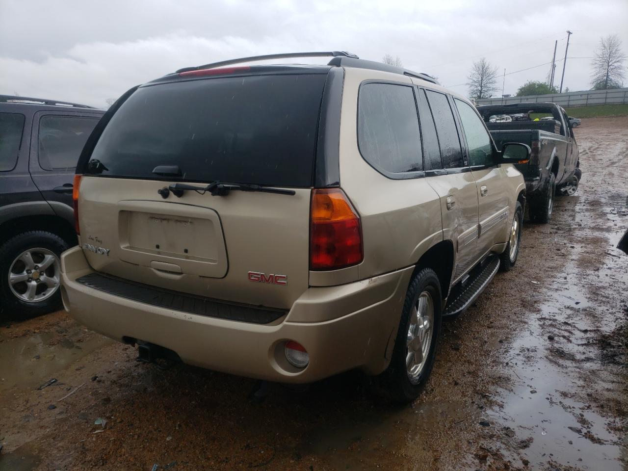 Photo 4 from auction – 2004 GMC ENVOY with VIN 1GKDT13S742217071