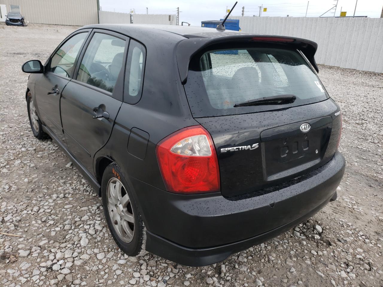 Photo 3 from auction – 2006 KIA SPECTRA5 with VIN KNAFE161065216019