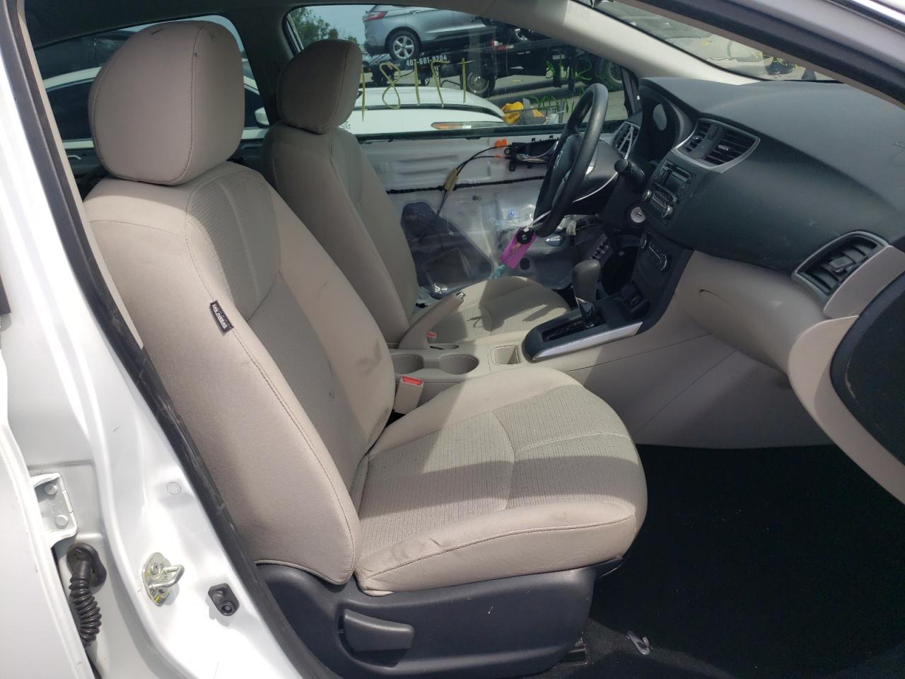 Photo 5 from auction – 2017 NISSAN SENTRA S with VIN 3N1AB7AP3HY345272