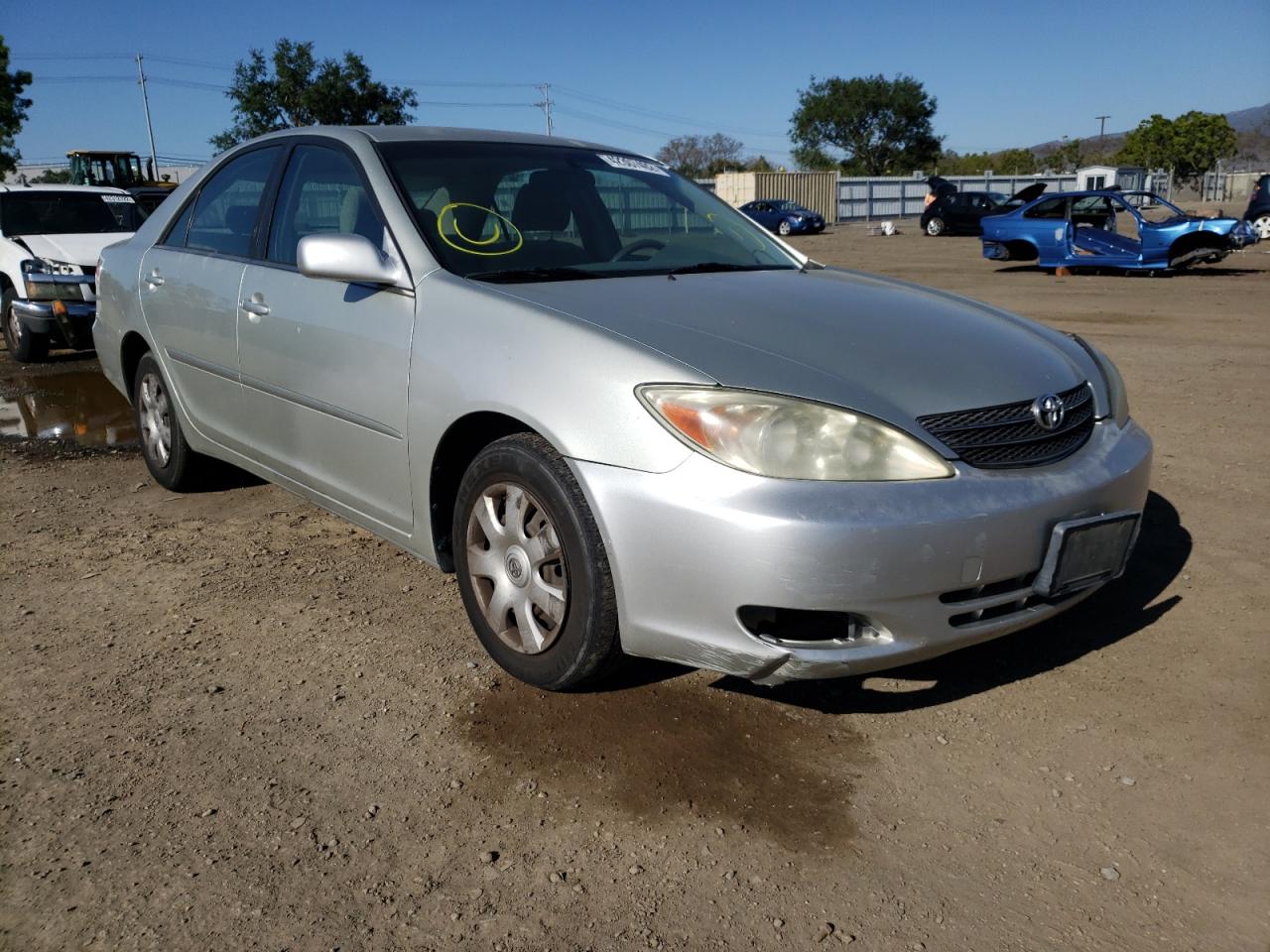 TOYOTA CAMRY LE 2002 with VIN JTDBE32K720066770 - Photo from auction