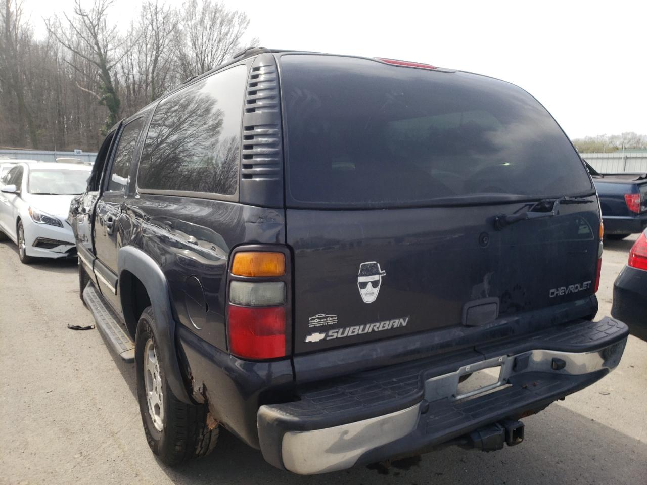 Photo 3 from auction – 2004 CHEVROLET SUBURBAN K with VIN 1GNFK16T34J222602
