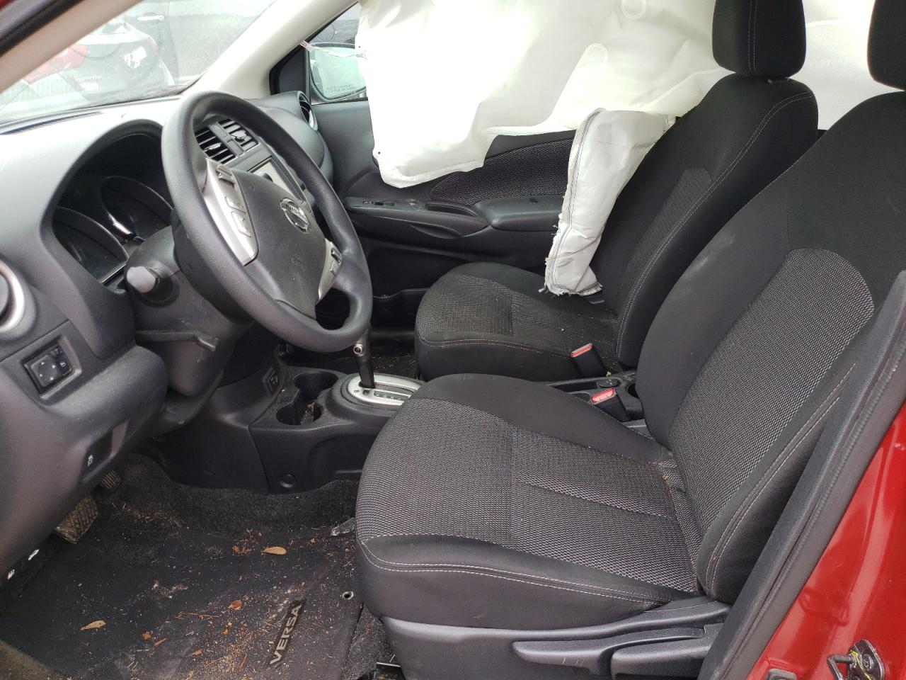 Photo 5 from auction – 2018 NISSAN VERSA S with VIN 3N1CN7AP9JL885969