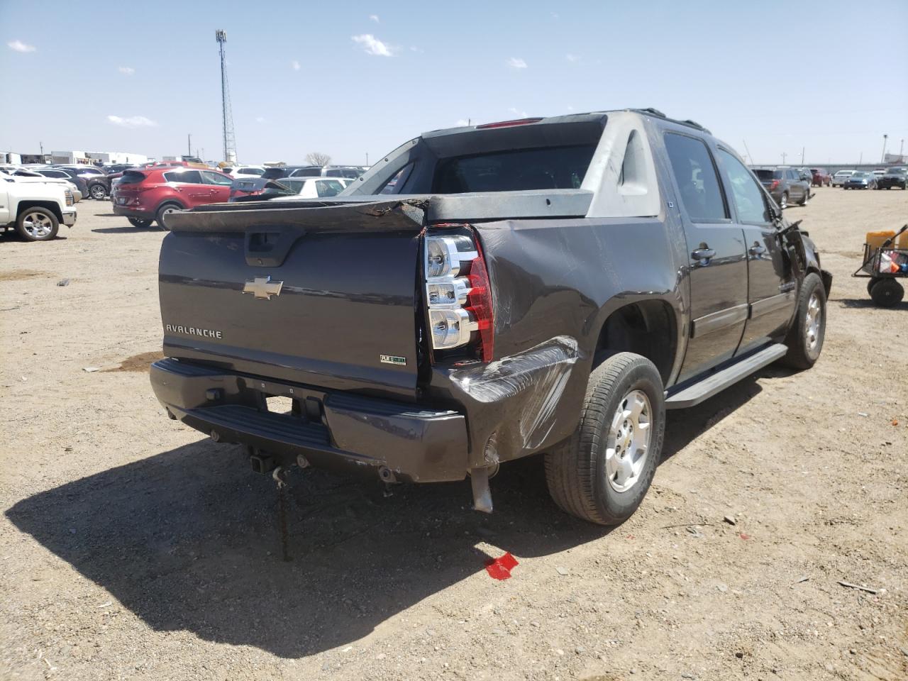 Photo 4 from auction – 2010 CHEVROLET AVALANCHE with VIN 3GNNCFE0XAG248320