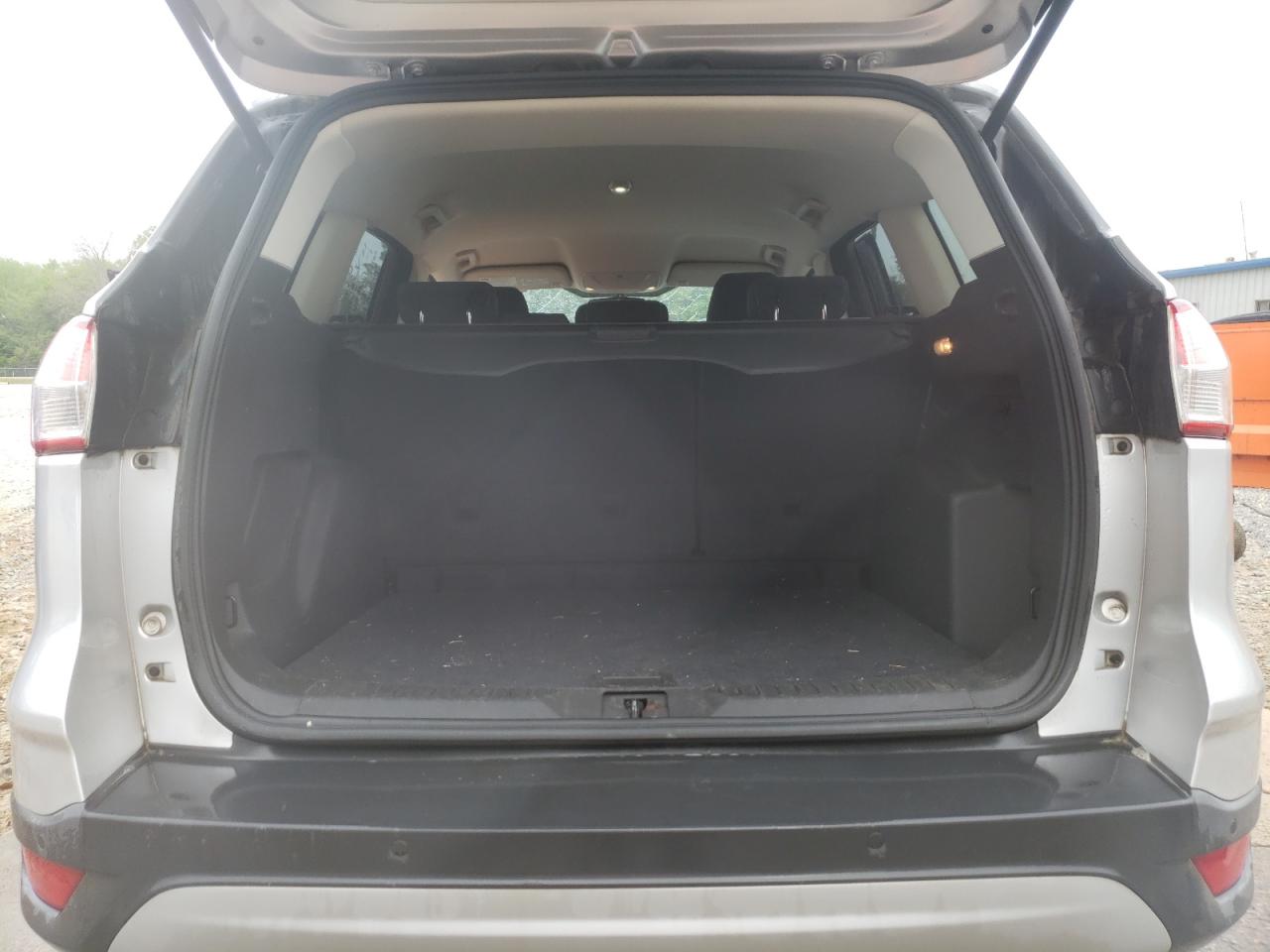 Photo 9 from auction – 2015 FORD ESCAPE SE with VIN 1FMCU0GX6FUA99263