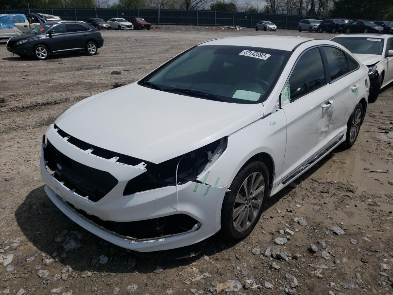 Photo 2 from auction – 2016 HYUNDAI SONATA SPO with VIN 5NPE34AF1GH290673