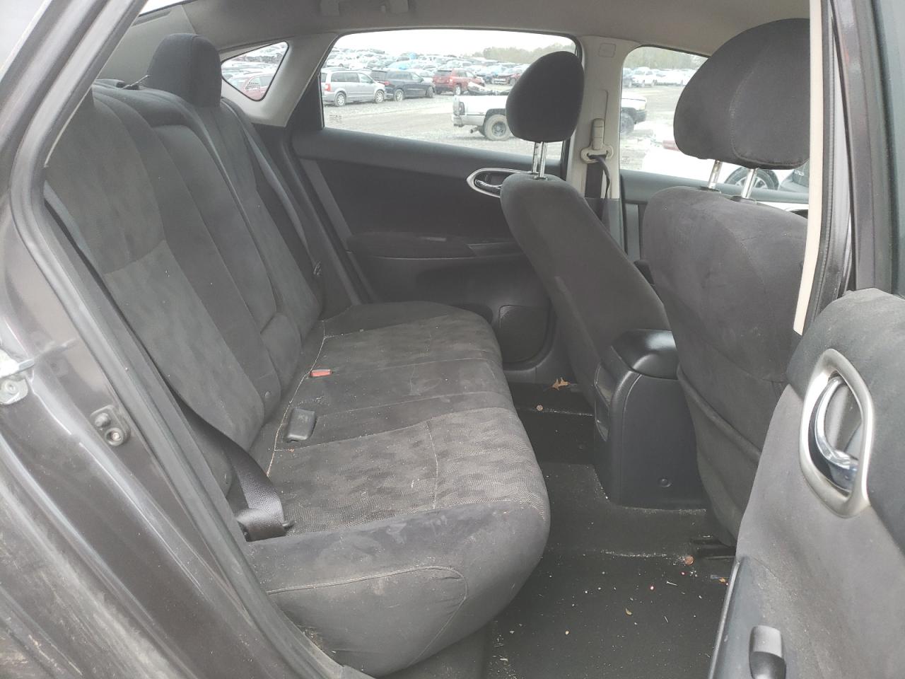 Photo 6 from auction – 2013 NISSAN SENTRA S with VIN 3N1AB7AP1DL789323