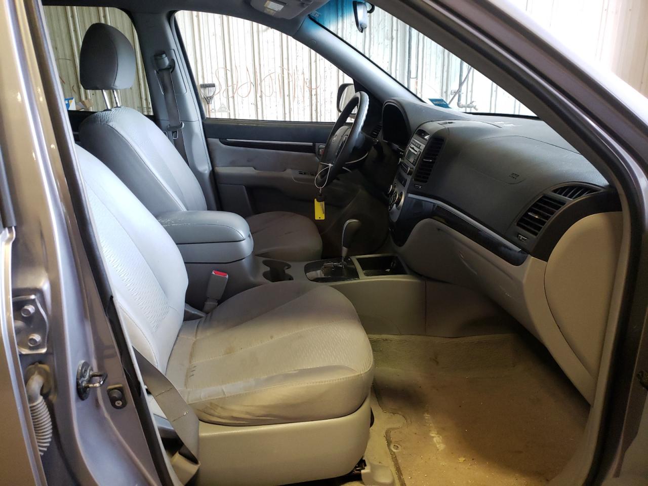 Photo 5 from auction – 2008 HYUNDAI SANTA FE G with VIN 5NMSG13D98H154730