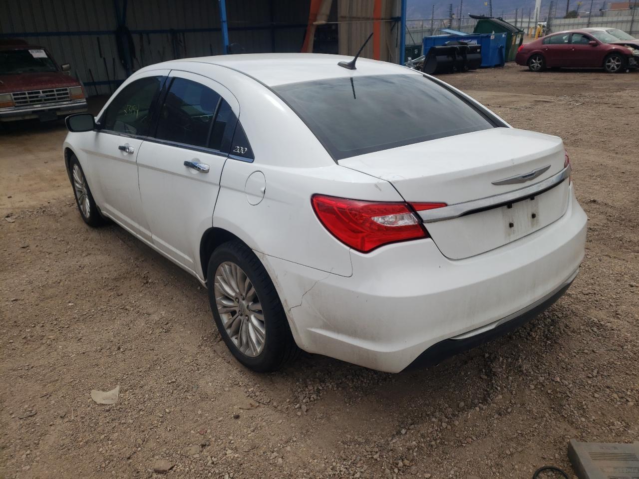 Photo 3 from auction – 2012 CHRYSLER 200 LIMITE with VIN 1C3CCBCG5CN241475