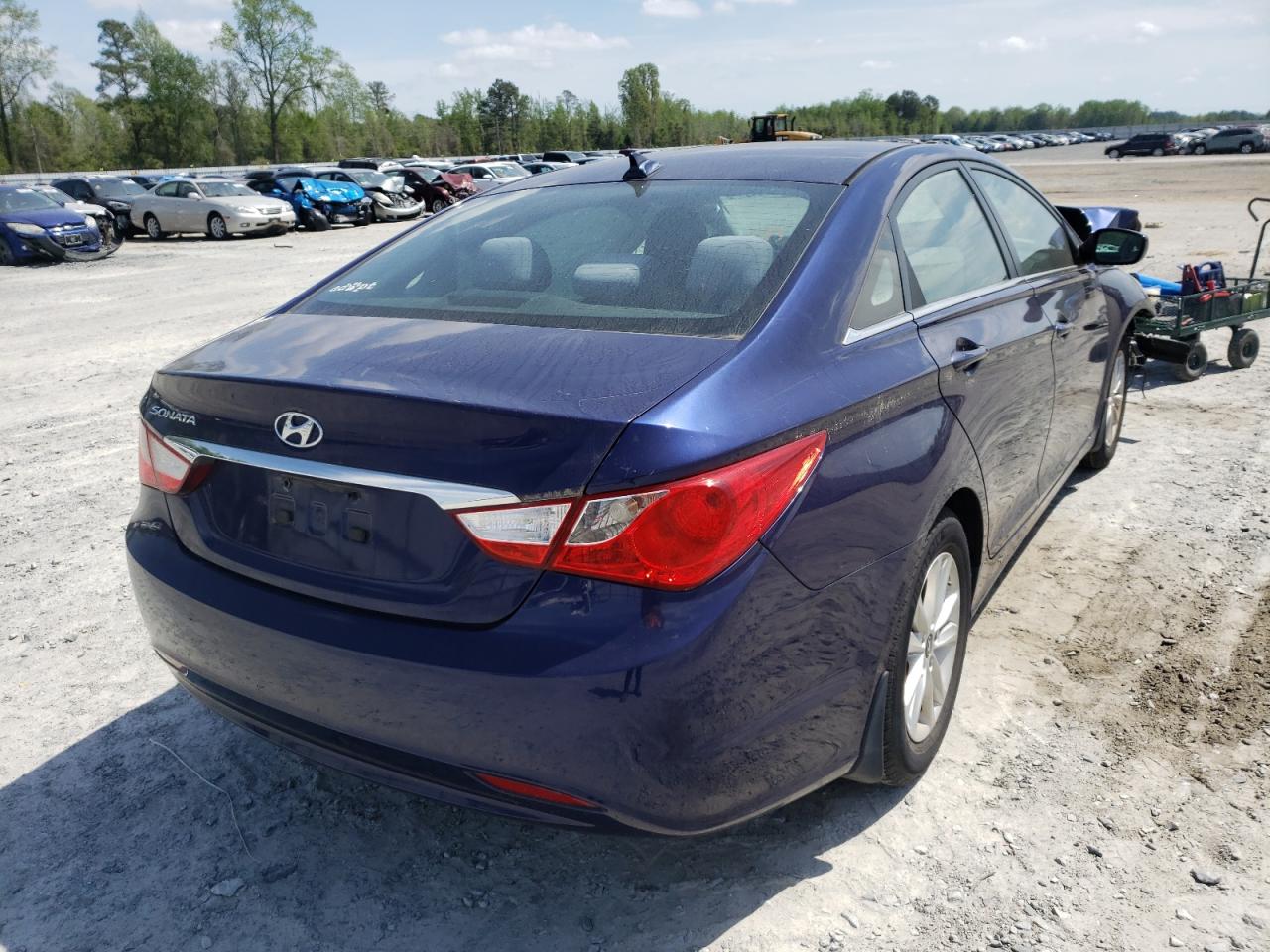 Photo 4 from auction – 2013 HYUNDAI SONATA GLS with VIN 5NPEB4ACXDH704036