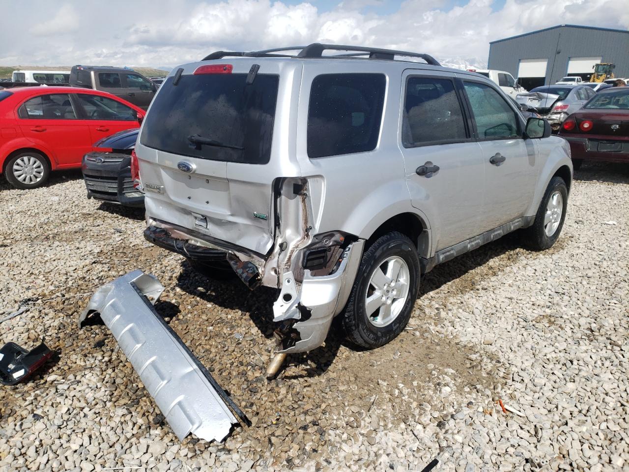 Photo 4 from auction – 2010 FORD ESCAPE XLT with VIN 1FMCU0DG3AKC90082