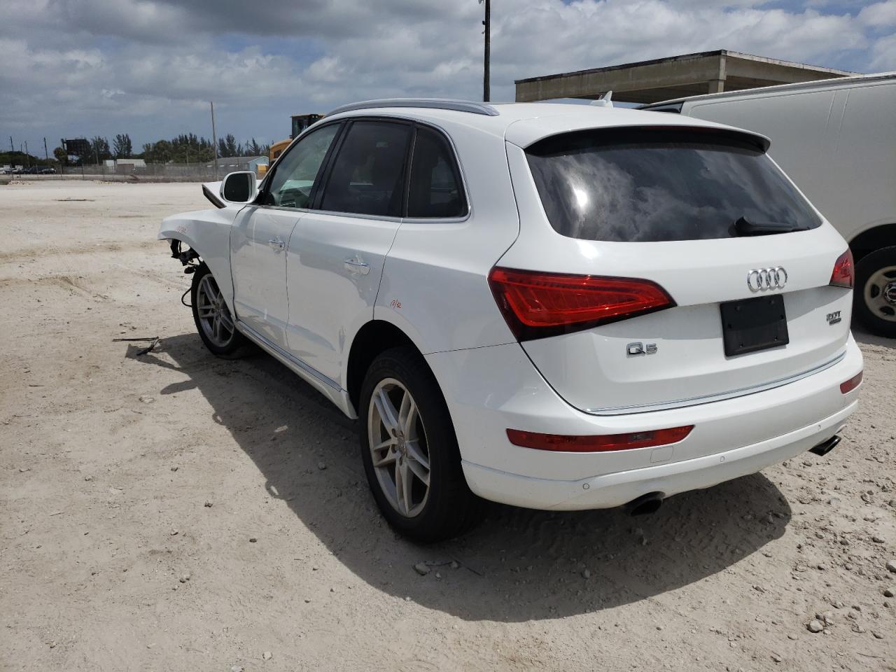 Photo 3 from auction – 2015 AUDI Q5 PREMIUM with VIN WA1LFAFPXFA086467