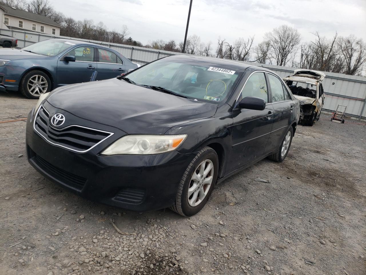 Photo 2 from auction – 2010 TOYOTA CAMRY BASE with VIN 4T1BF3EK7AU114750