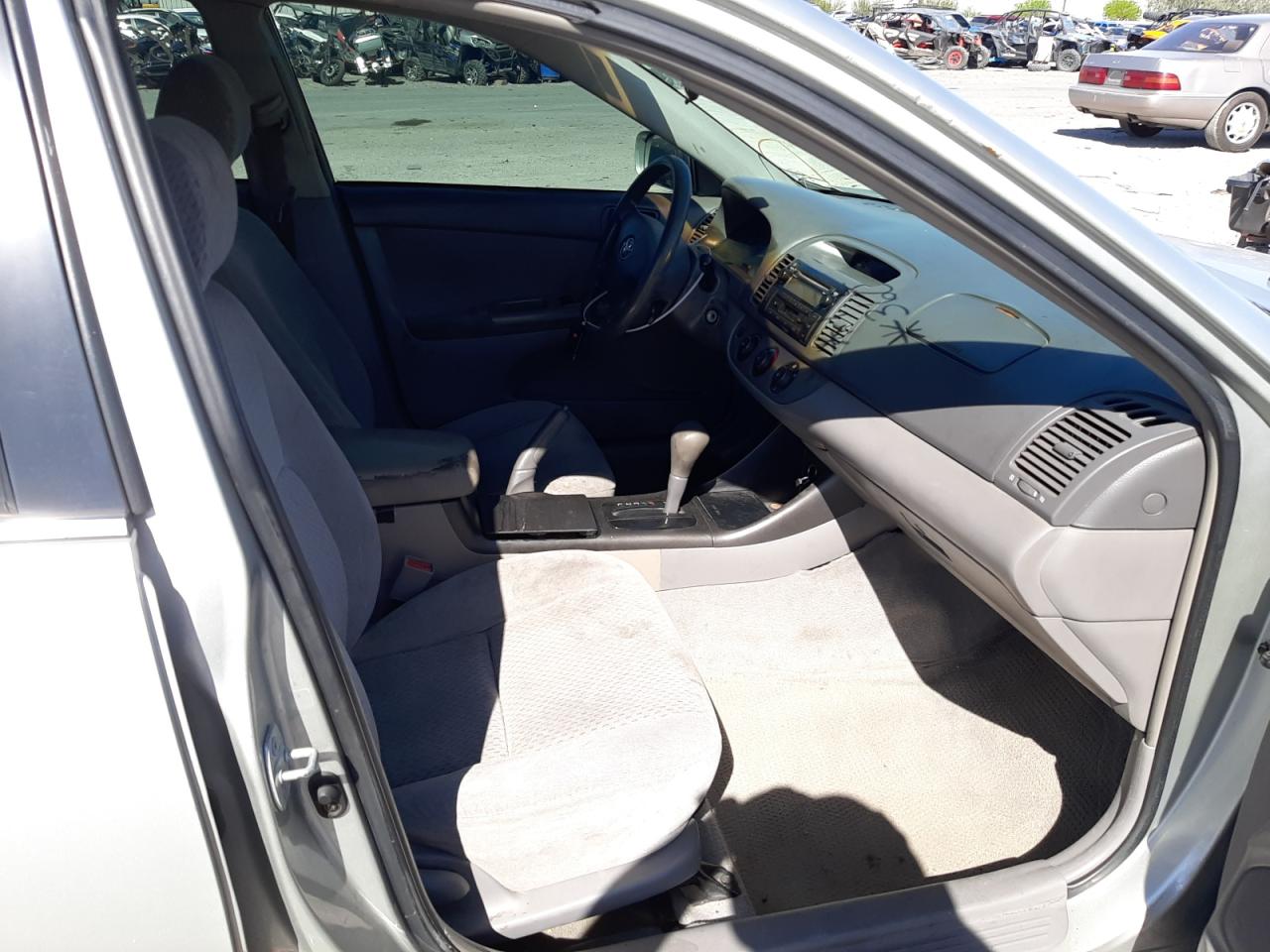 Photo 5 from auction – 2003 TOYOTA CAMRY LE with VIN 4T1BE32K23U723223