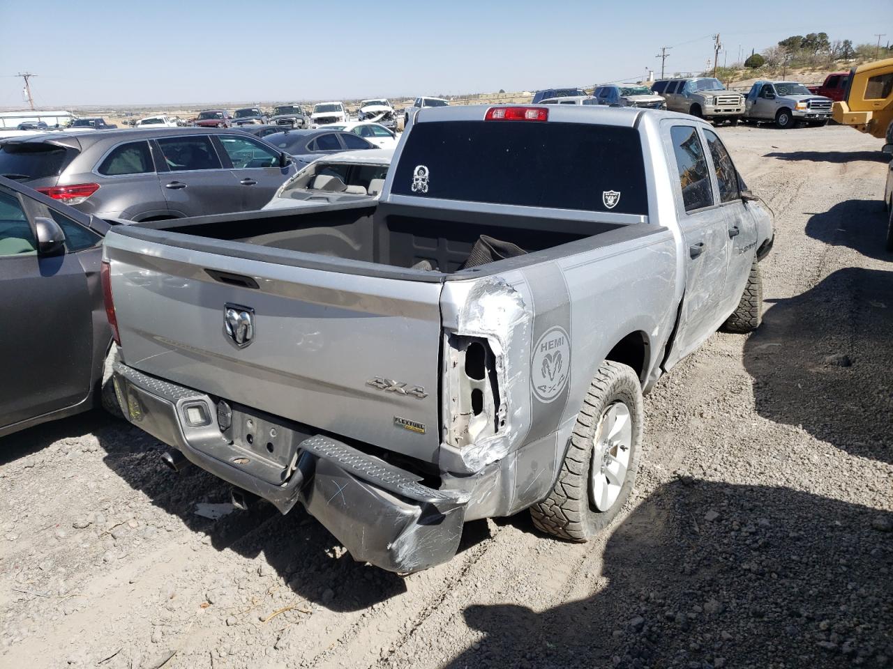 Zdjęcie 4 z aukcji – 2011 DODGE RAM 1500 z VIN 1D7RV1CP9BS632502