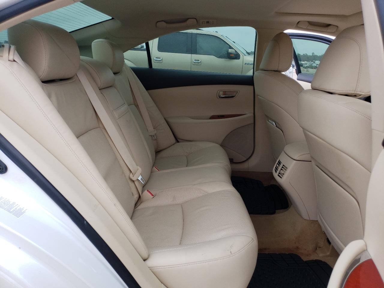 Photo 6 from auction – 2011 LEXUS ES 350 with VIN JTHBK1EG3B2470589