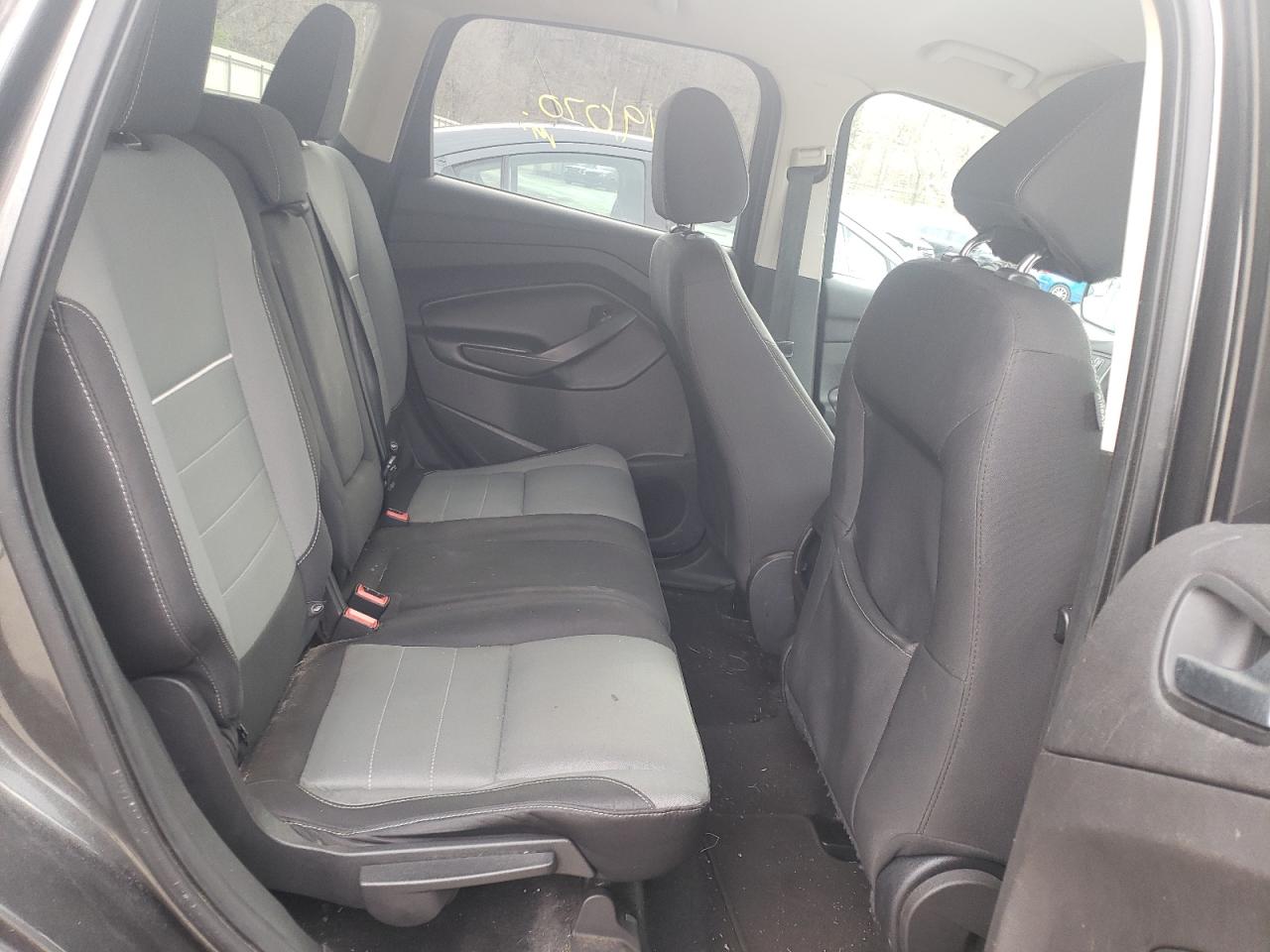 Photo 6 from auction – 2015 FORD ESCAPE SE with VIN 1FMCU9GX7FUA75865