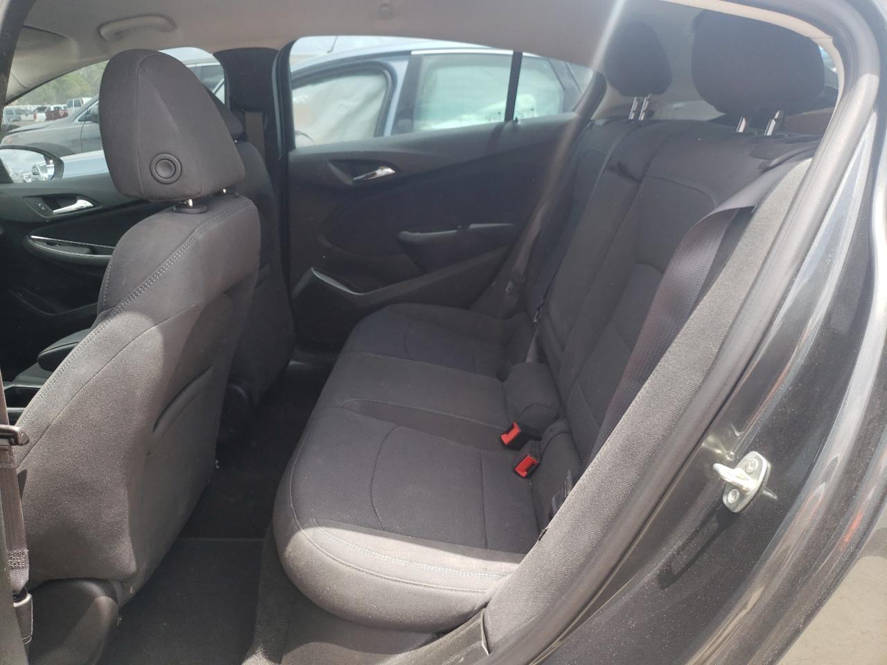 Photo 6 from auction – 2017 CHEVROLET CRUZE LT with VIN 3G1BE6SM2HS561150