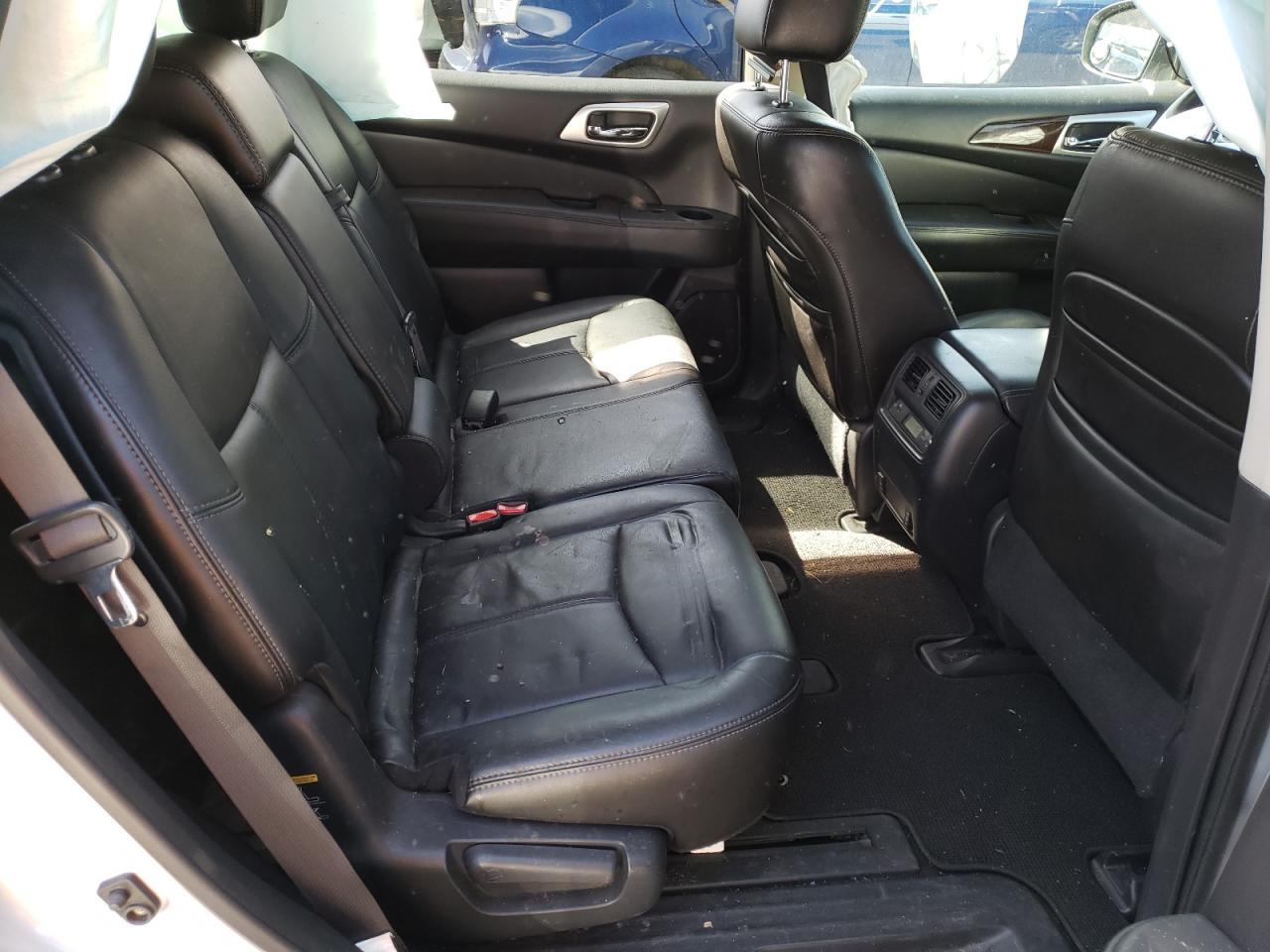 Photo 6 from auction – 2013 NISSAN PATHFINDER with VIN 5N1AR2MM8DC677588