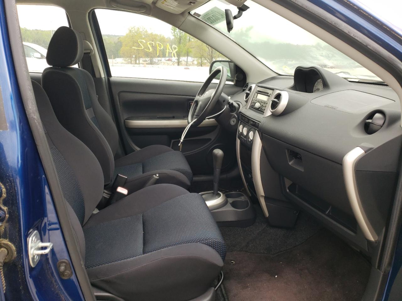 Photo 5 from auction – 2005 TOYOTA SCION XA with VIN JTKKT624850120079