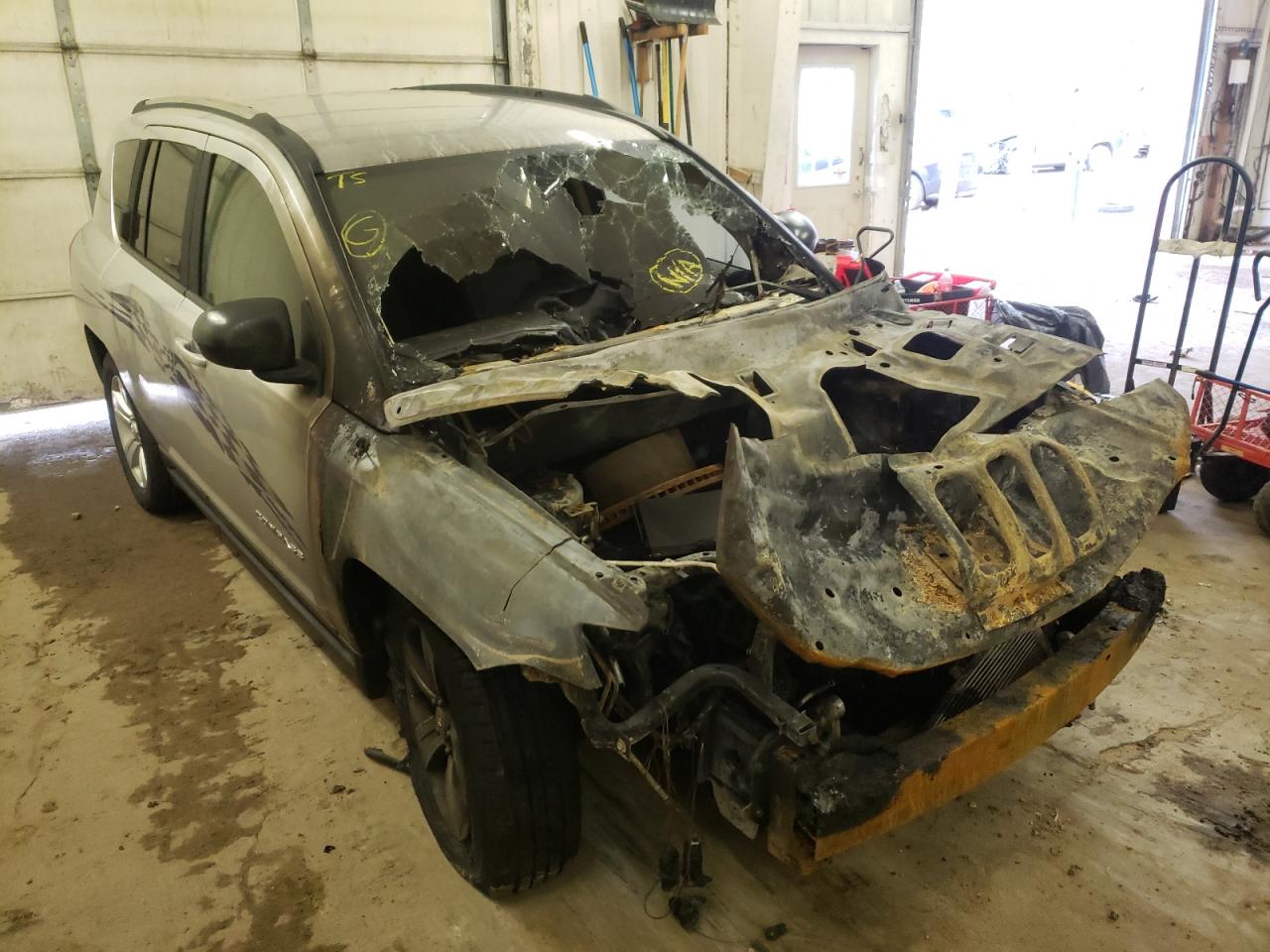 JEEP COMPASS LA 2012 with VIN 1C4NJDEB7CD513327 - Photo from auction