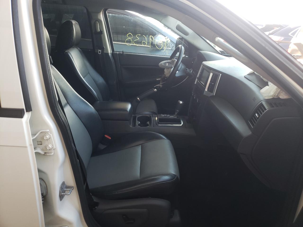 Photo 5 from auction – 2010 JEEP GRAND CHER with VIN 1J4PR4GK4AC137763