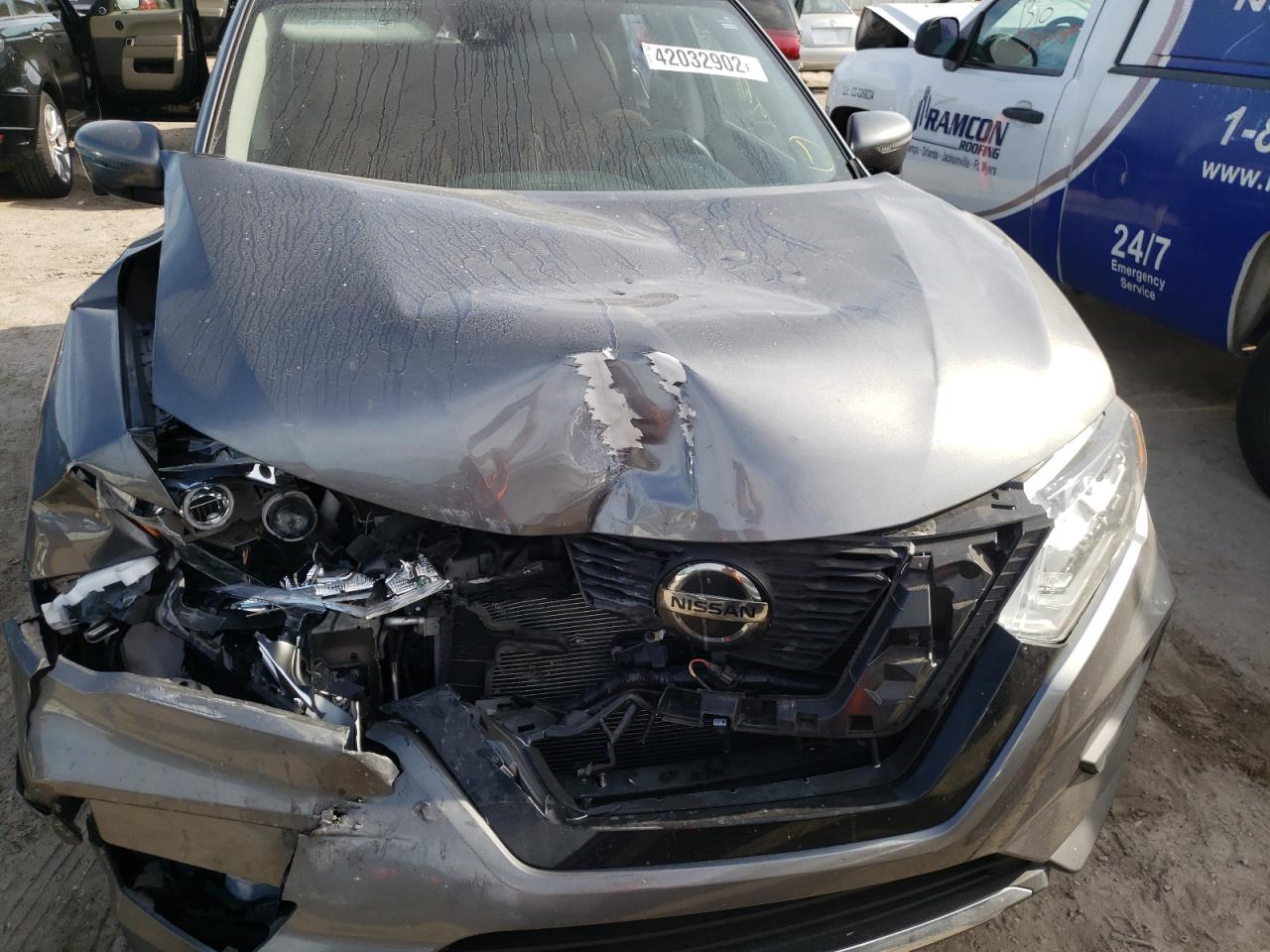 Photo 7 from auction – 2019 NISSAN ROGUE S with VIN 5N1AT2MT3KC700927