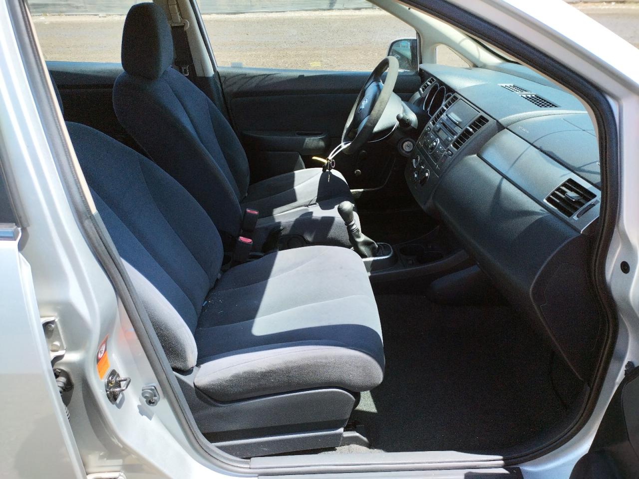 Photo 5 from auction – 2008 NISSAN VERSA S with VIN 3N1BC11E28L386504