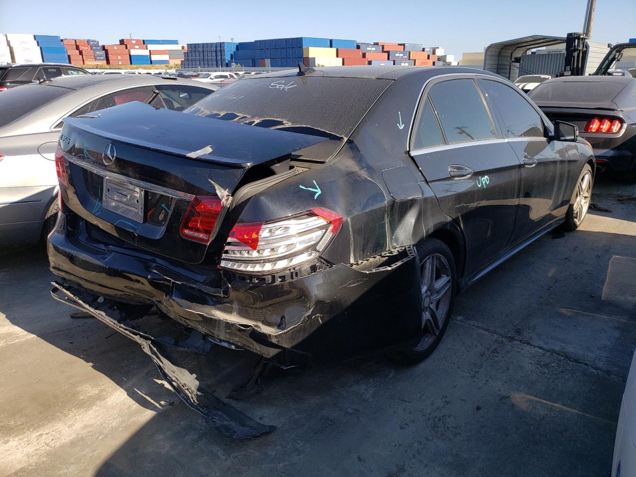 Photo 4 from auction – 2014 MERCEDES-BENZ E 350 with VIN WDDHF5KB0EA905374