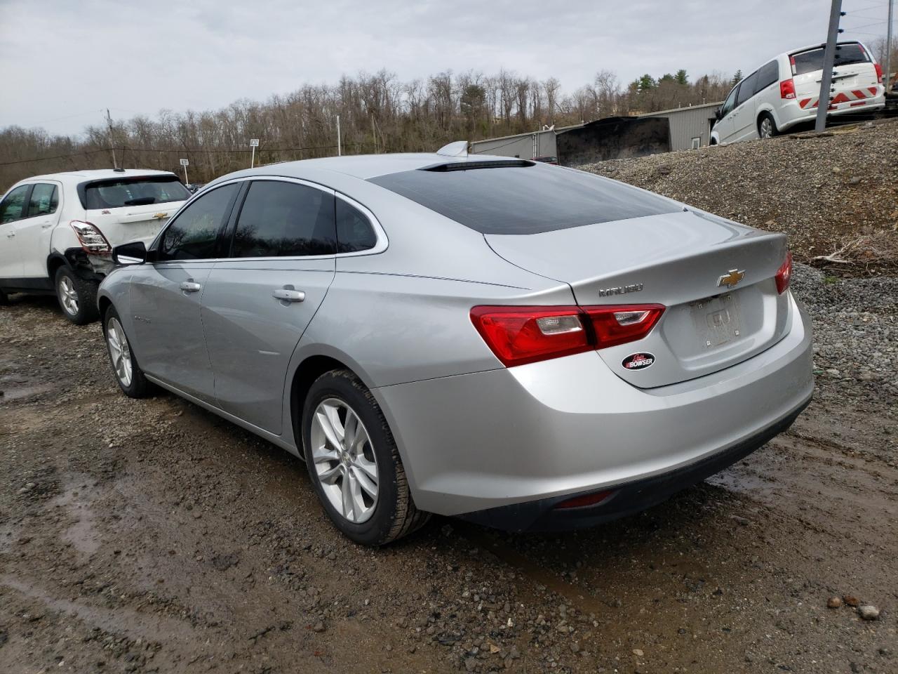 Photo 3 from auction – 2018 CHEVROLET MALIBU LT with VIN 1G1ZD5ST1JF251102