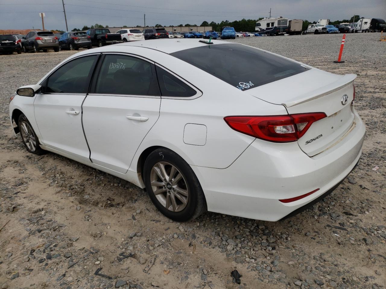 Photo 3 from auction – 2016 HYUNDAI SONATA SE with VIN 5NPE24AFXGH372145