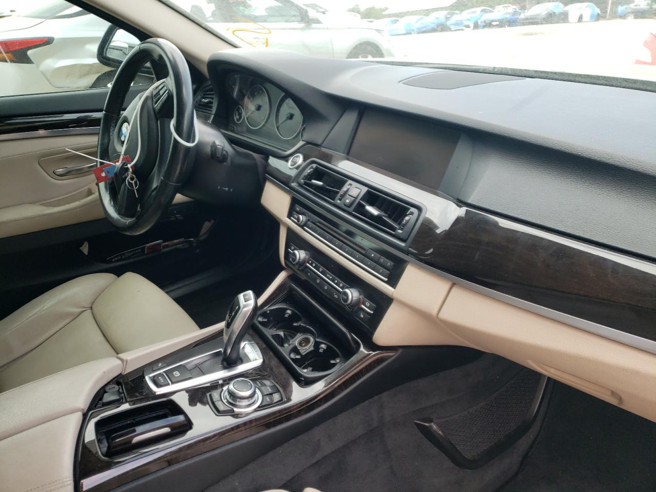 Photo 9 from auction – 2011 BMW 535 I with VIN WBAFR7C58BC807249