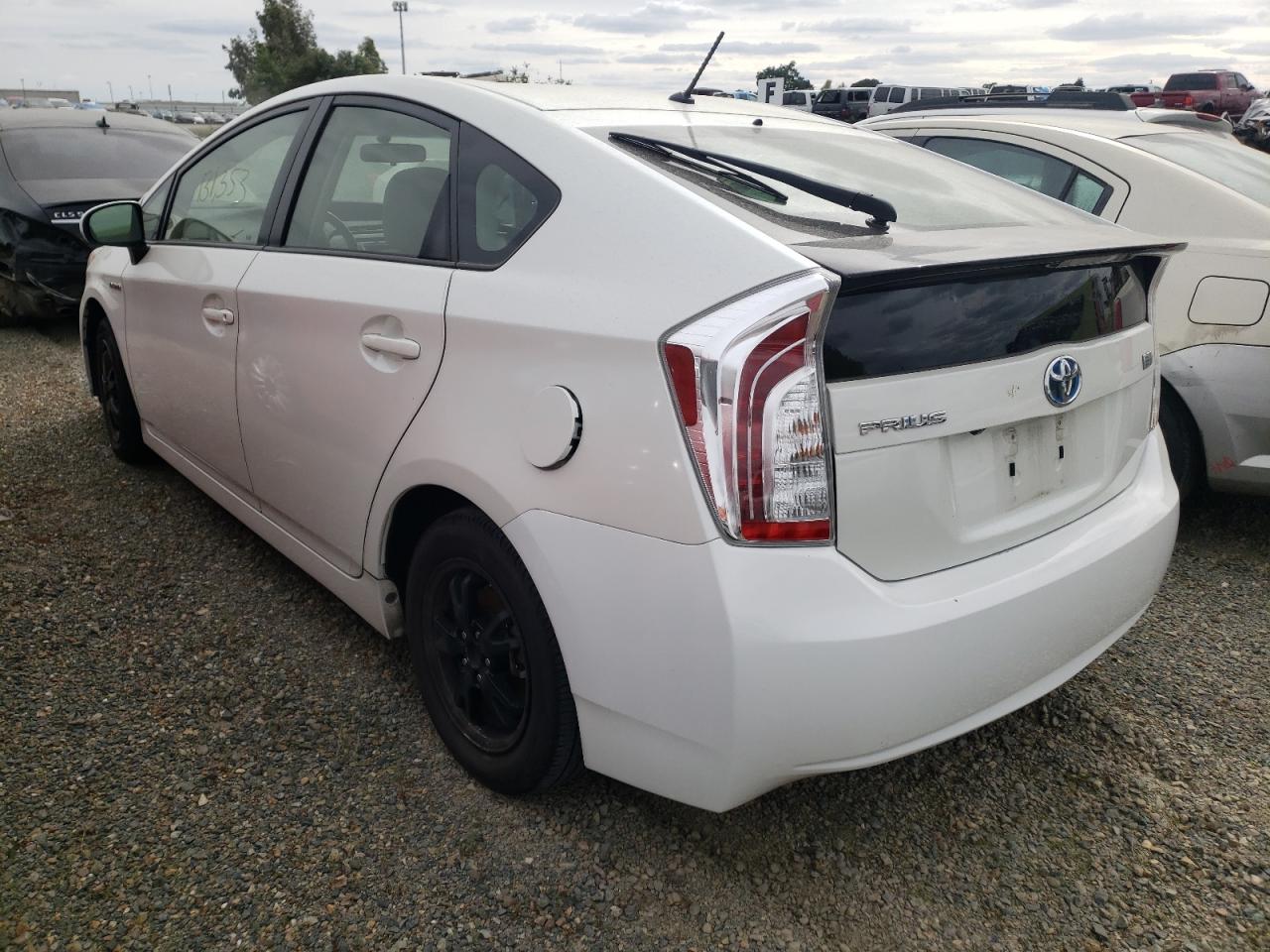 Photo 3 from auction – 2015 TOYOTA PRIUS with VIN JTDKN3DU0F1955280