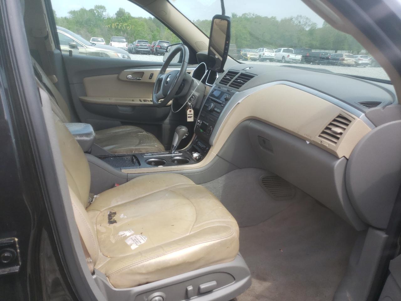 Foto 5 de la subasta – 2011 CHEVROLET TRAVERSE L con VIN 1GNKRJED2BJ323311